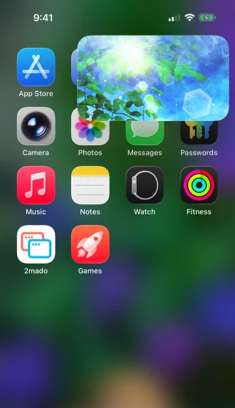 A YouTube video in a PiP window over the iPhone Home Screen